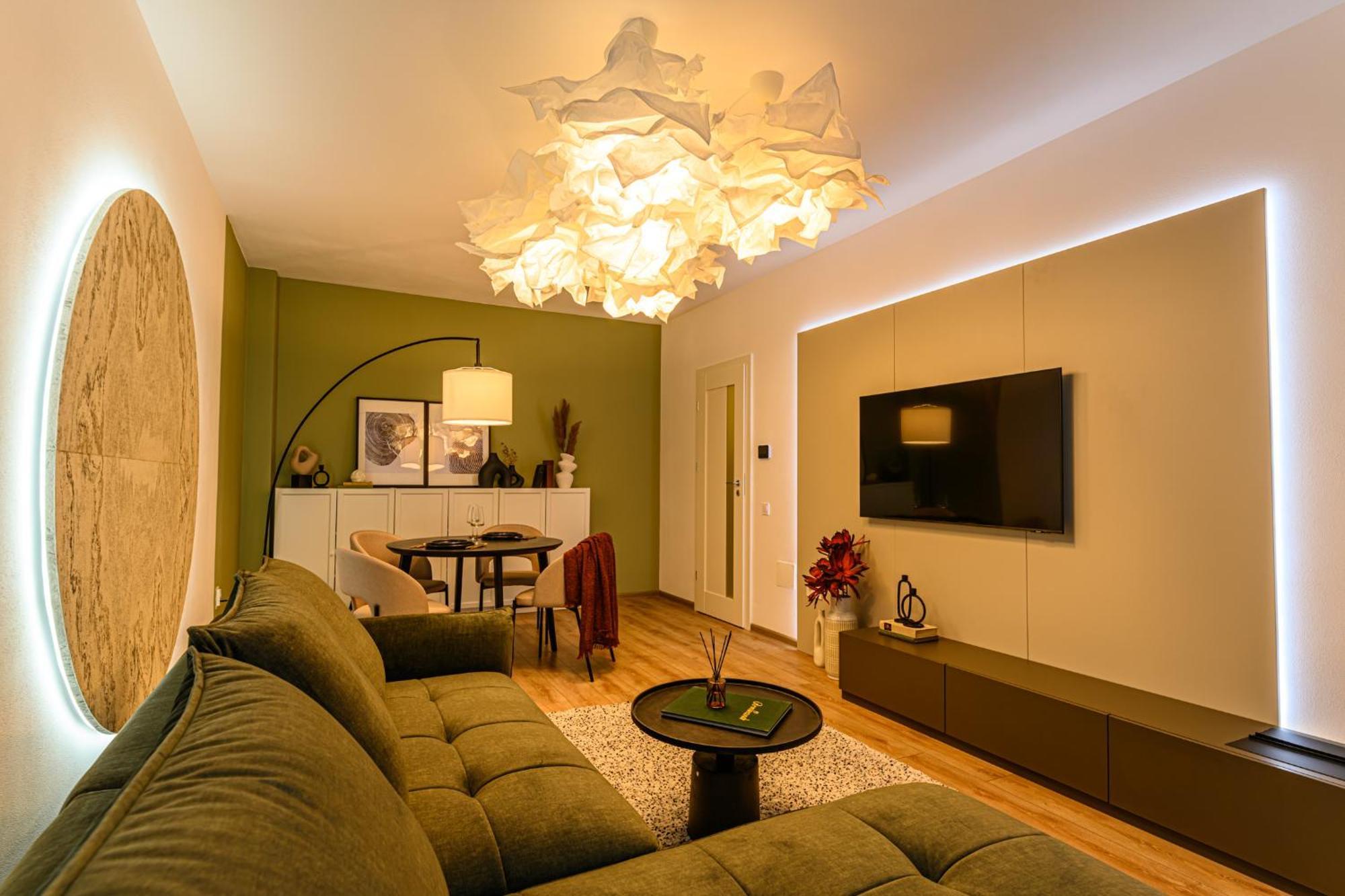 Moonlight Mountain Retreat Apartment *